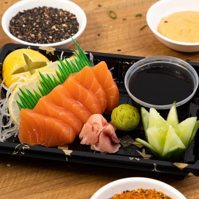 Salmon Sashimi 6 Pieces