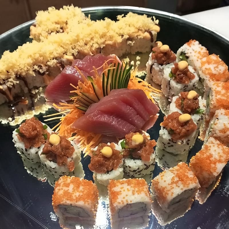 Mix Maki Platter 24 Pieces