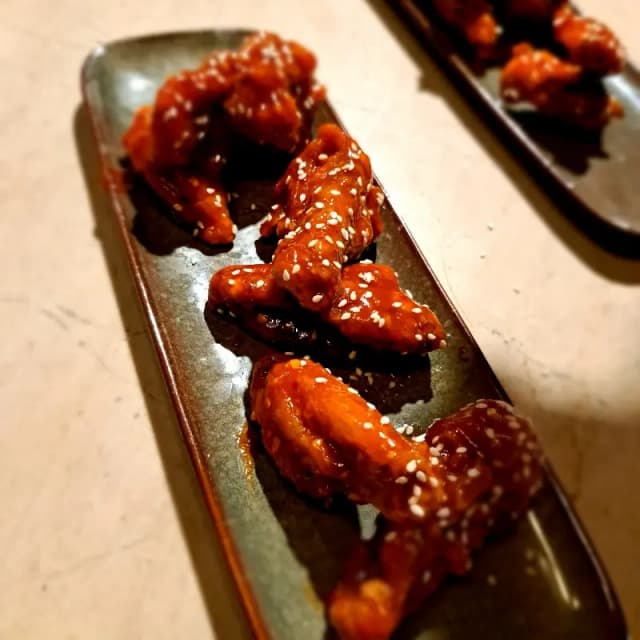 Honey Glazed Wings 6 Pieces