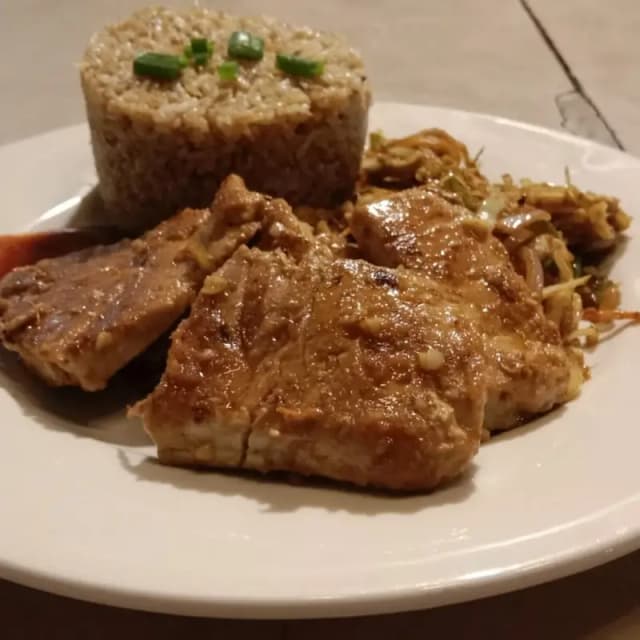 Yellowfin Tuna Teppanyaki with Rice
