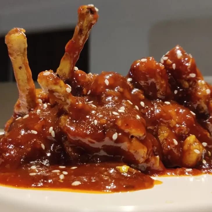 Nana Wings